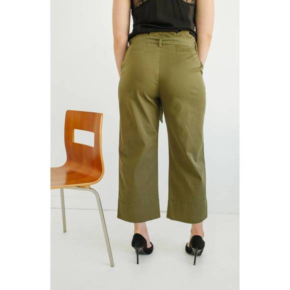 NEW KUT FROM THE KLOTH katie paperbag pant in olive - Picture 3 of 3